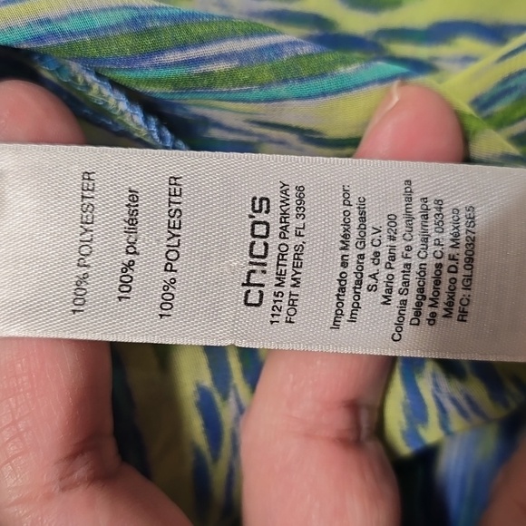 {Chico's} Multicolor Ikat Abstract Print Button-Down Tunic Blouse - Picture 12 of 12